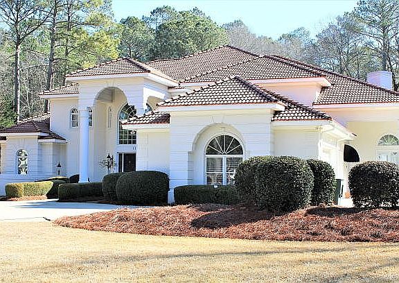 3rd image of 119 Deerborn Dr