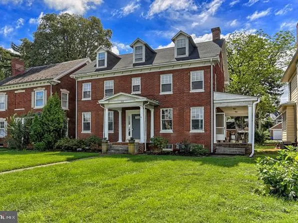 1512 E Market St, York, PA 17403