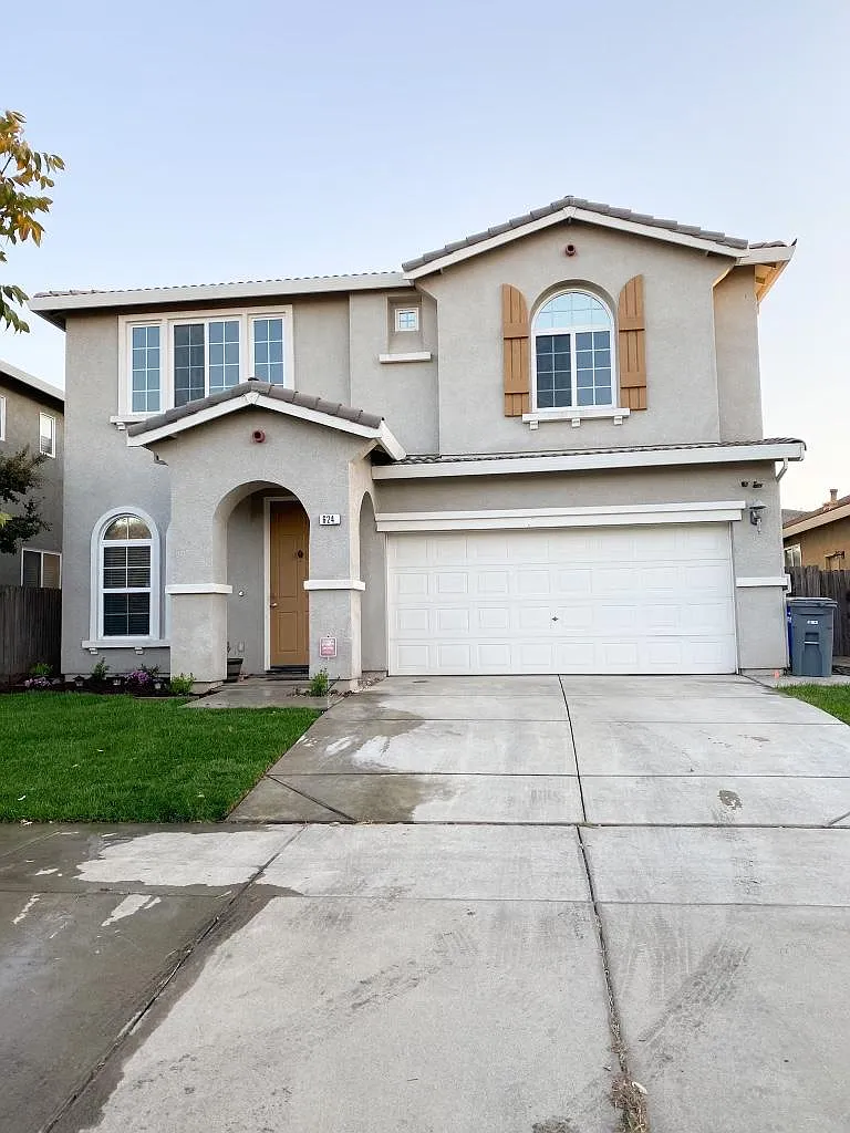 624 Chandon Dr — Photo 1
