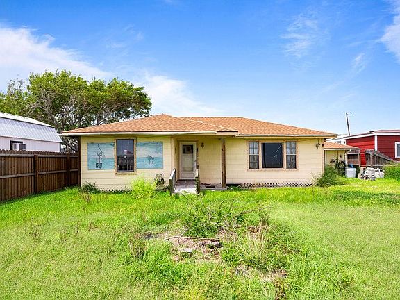 2nd image of 16 Copano Ridge Rd