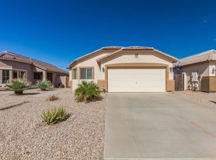 2752 E Silversmith Trl, San Tan Valley, AZ 85143