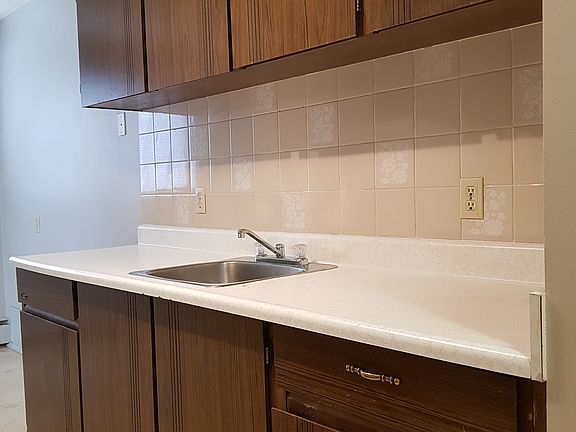 4th image of 5126 43rd St #302