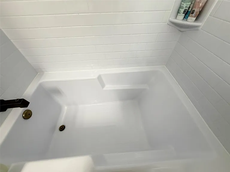 1807 Emerson Ridge Dr — Photo 21