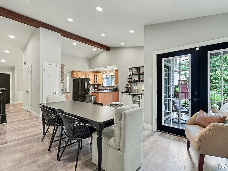 2947 Meramar Dr — Photo 12