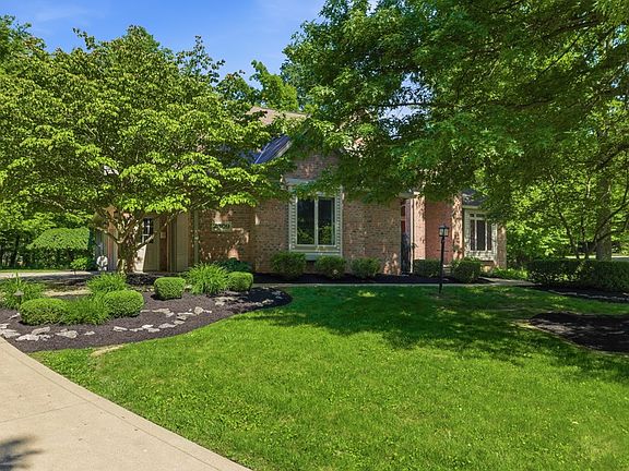 2nd image of 2309 Woodland Pl