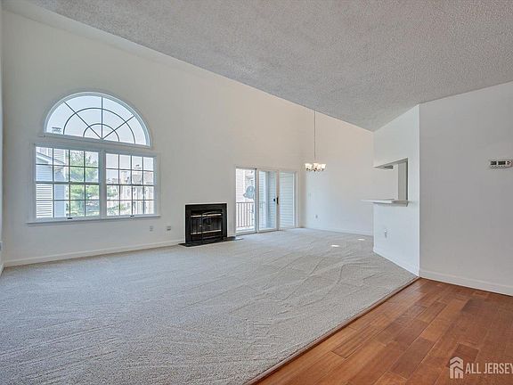 5th image of 734 Edpas Rd