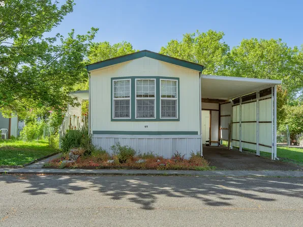 115 NE Athena Ln, Roseburg, OR 97470