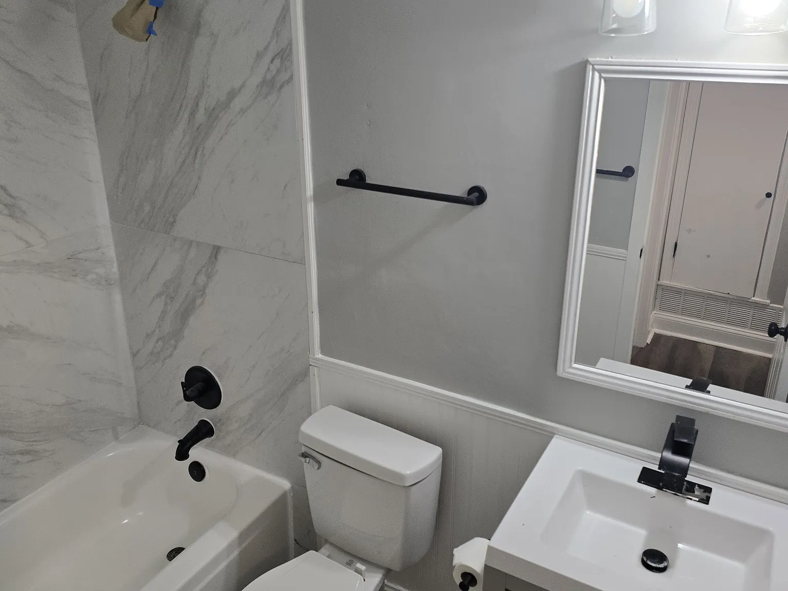 4 bed, 3.5 bath, 1060 sqft, $1,700 — Photo 4