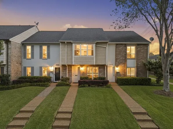 10152 Longmont Dr #38/10, Houston, TX 77042