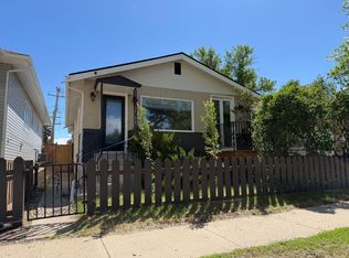 541 3rd Ave W, Drumheller, AB T0J0Y3