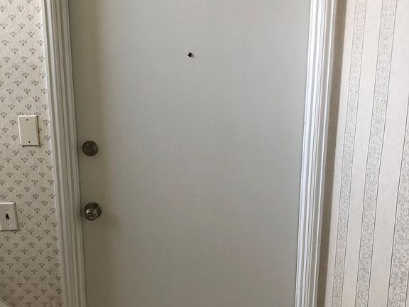 2nd image of 10120 Squire Meadows Dr