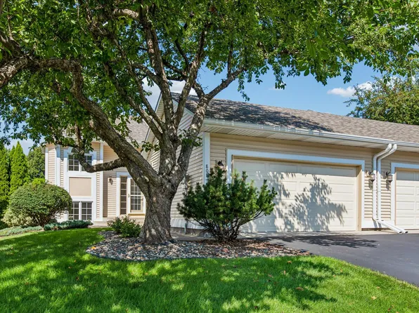 808 Winterberry Dr, Woodbury, MN 55125