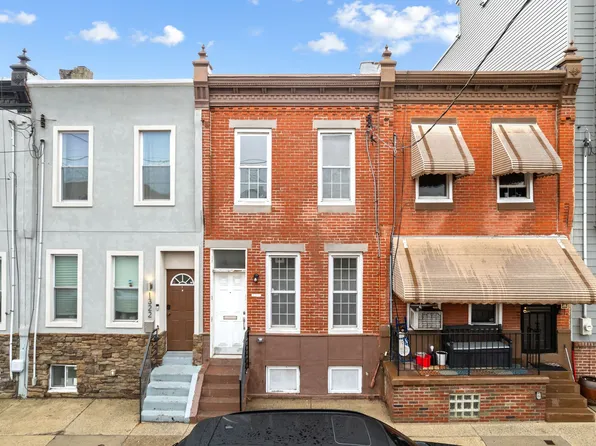 1320 S 26th St, Philadelphia, PA 19146