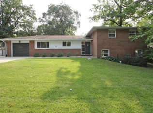 4805 Dadrian Dr, Godfrey, IL
