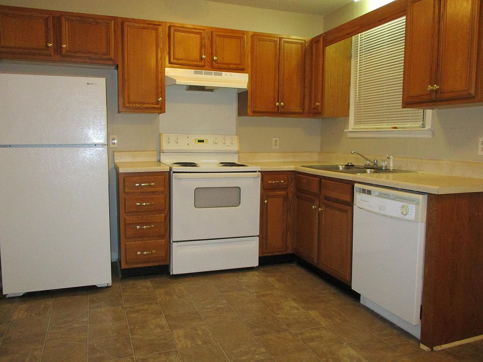 1st image of 1418-1420 Bradyville Pike