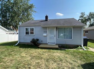 1315 E Glendale Ave, Appleton, WI 54911