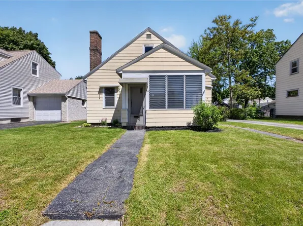 56 Langford Rd, Rochester, NY 14615