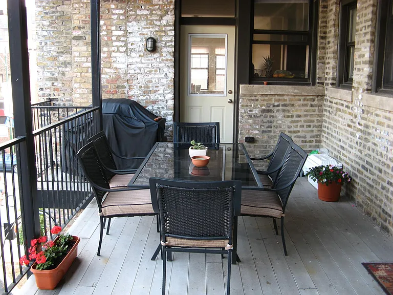 743 W Waveland Ave #2 — Photo 8