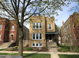 1022 Dewey Ave, Evanston, IL 60202