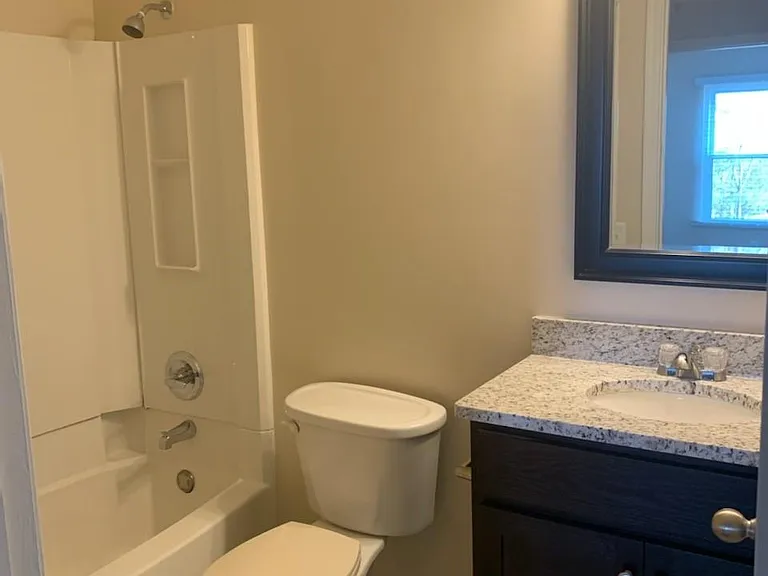 3226 Charter Oak Rd — Photo 12