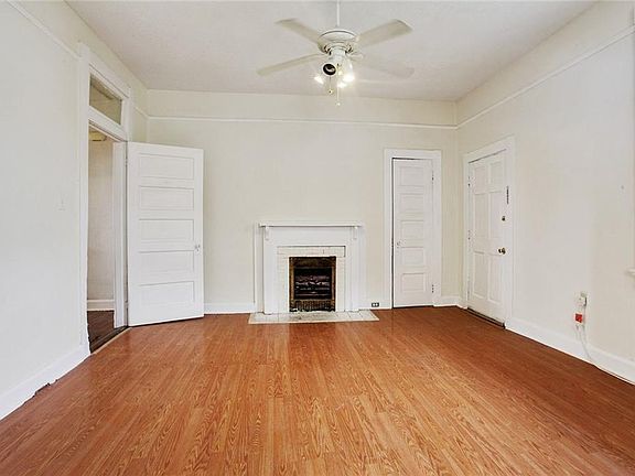 3rd image of 7831 Spruce St