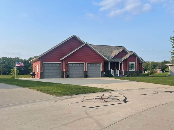 240 N Pond Dr