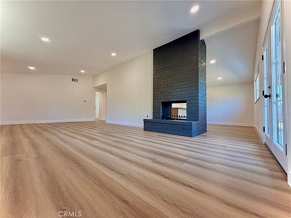 5th image of 6819 Phoenix Ave