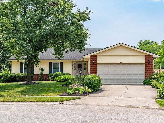 2nd image of 4305 Spring Hollow Ct