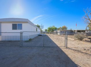2218 E Hackamore Dr, Mohave Valley, AZ 86440