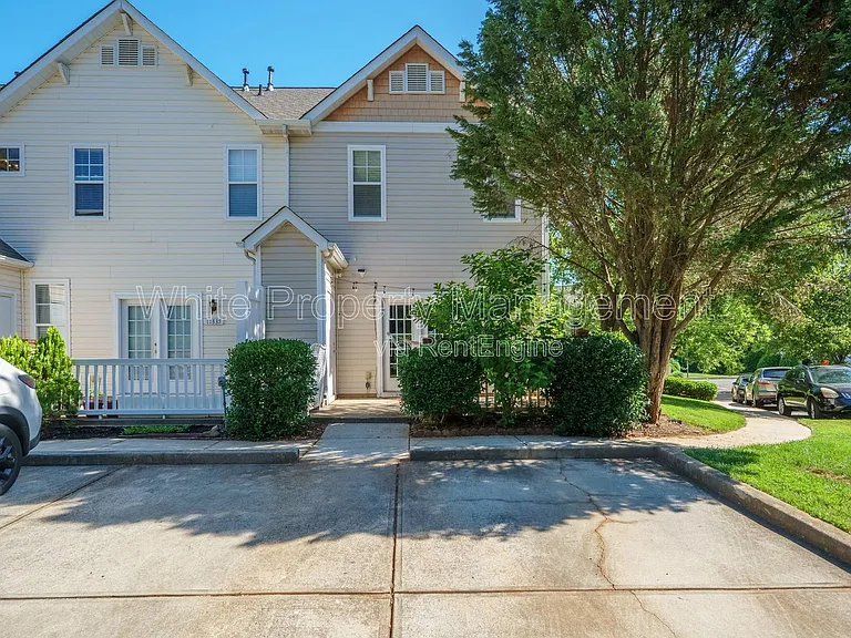 11339 Dundarrach Ln — Photo 29
