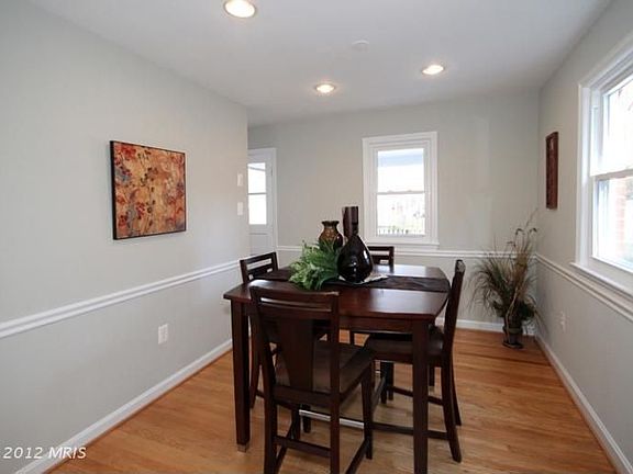 5th image of 9906 Barbara Ann Ln