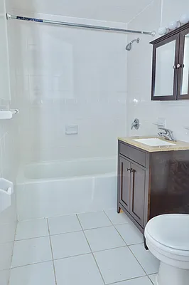 Rented by Compass | media 23