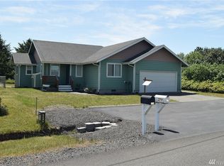 279 S Razor Clam Dr SW, Ocean Shores, WA 98569