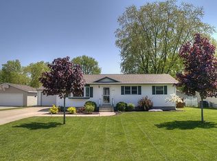 2528 Lakeshore Dr, La Crosse, WI 54603