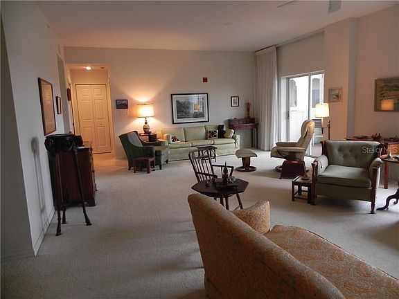 3rd image of 3730 Cadbury Cir APT 617