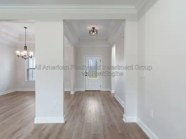 331 Adams Dr, Crestview, FL 32536