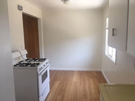 4th image of 209 Calle Miramar APT 3