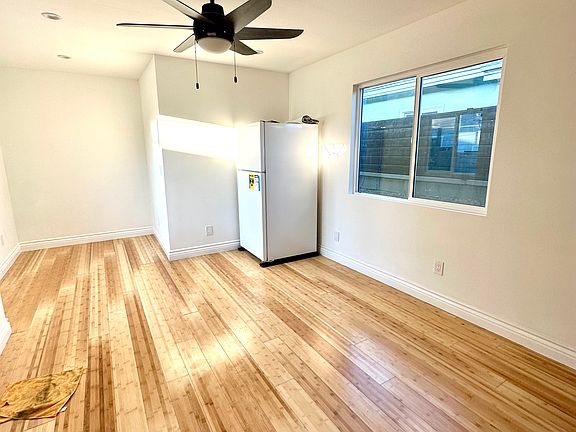 4th image of 12124 183rd St