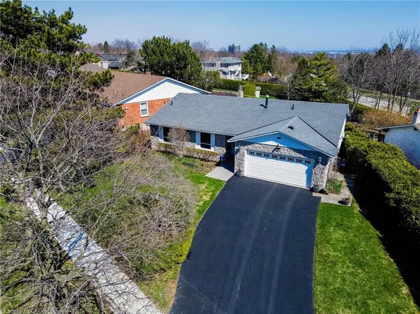 1233 Havendale Blvd, Burlington, ON L7P 3S1