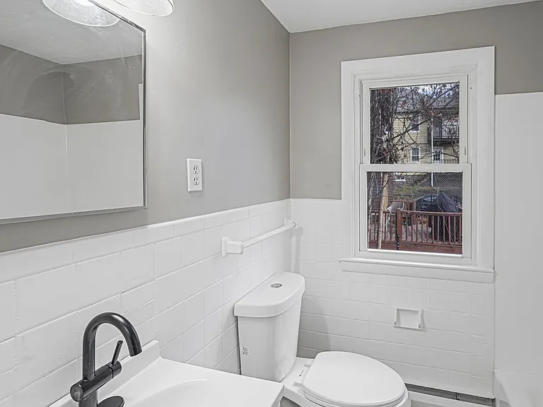 86 Whitmarsh Ave — Photo 9