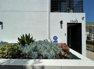 1153 N Orange Dr, Los Angeles, CA 90038