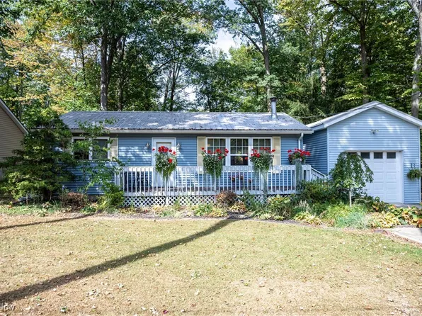 1416 Minosa Ln, West Salem, OH 44287