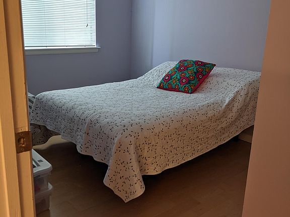 2nd image of 502 High Meadow Ln