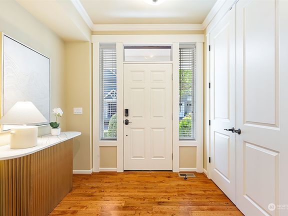 4th image of 14021 SE 21st Place