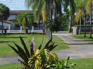 8550 Miller Dr #1, Miami, FL 33155