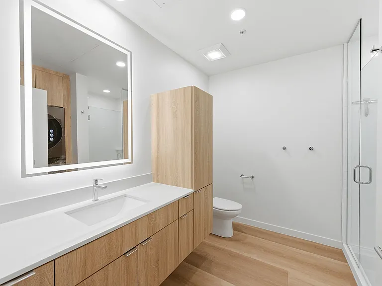 Studio B Bathroom Studio B Bathroom