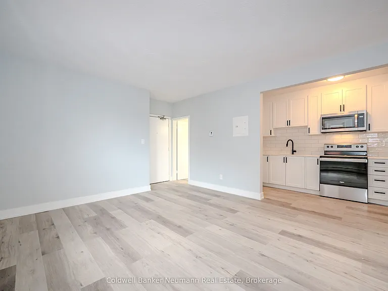104 Elizabeth St #6 — Photo 6