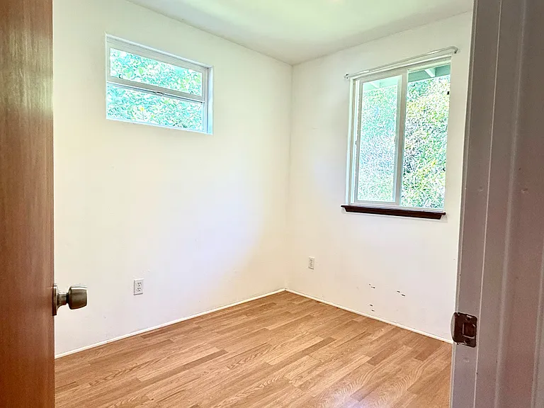 15-1579 Loke Rd #L2 — Photo 12