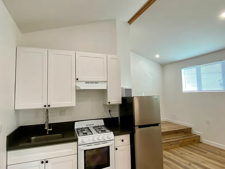2351 Pepperwood Ave #1/2 — Photo 7