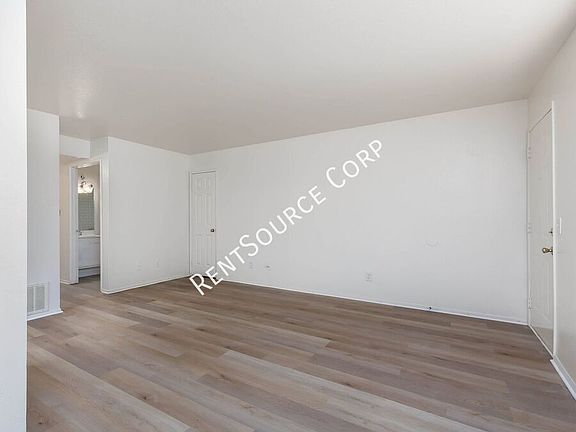 5th image of 2910 B St Unit 7